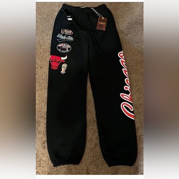 Mitchell & Ness NBA Chicago Bulls “Windy City” Fleece Pants Size Small
